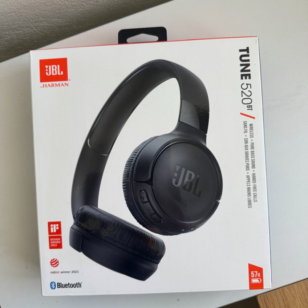JBL Tune 520BT Wireless Headphones Black Bluetooth 57H Battery Open Box - Picture 8 of 10